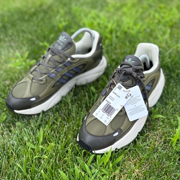Brand new shoes Adidas Ozmillen olive khaki mens size 9,5 us - Picture 7 of 8